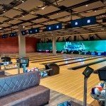 Pistes de bowling modernes à Seven Squares, loisirs en famille à Saint-Martin-d'Hères