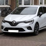 Renault Clio blanche disponible à la vente chez Fast Car à Thonon, voiture citadine d’occasion