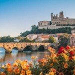 Vue panoramique sur la cathédrale et le Pont Vieux de votre appartement en weekend à Béziers 34