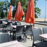 Terrasse ensoleillée de La Bise