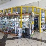 Comptoir d’accueil moderne du garage Gaud Car System à Douvaine