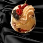 Dessert maison aux fruits rouges, une touche sucrée après un repas savoureux