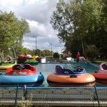Bateaux tamponneuses sur bassin au Joy's Club à Divonne-les-Bains