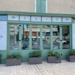 Façade du restaurant Le Gaium au centre-ville de Gex
