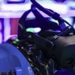 Casque VR dans la salle d'arcade de Seven Squares - Jeux vidéo immersifs à Grenoble
