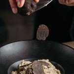 Truffe fraichement coupé pour ce plat gourmand du restaurant La Table Ernesto