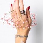 Manucure rouge tendance et vernis longue tenue réalisés par les prothésistes ongulaires de XXL Coiffure Annemasse